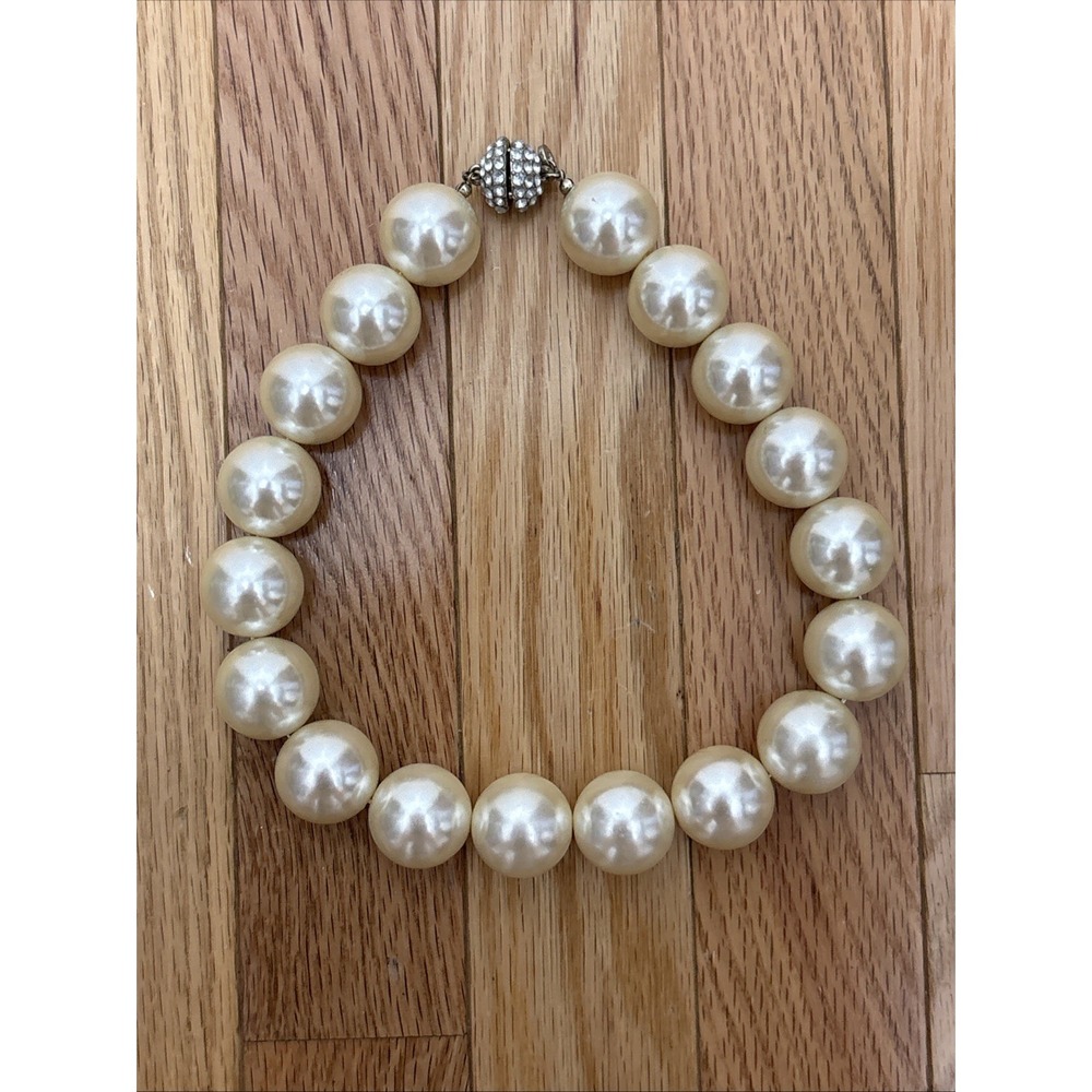 LYDELL NYC Cream Pearl Statement Collar Necklace Magnetic Rhinestone Clasp 17.5"